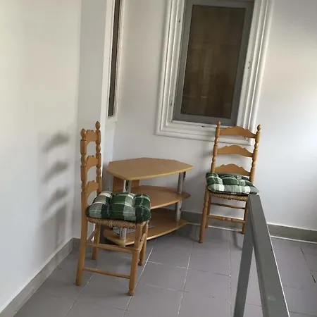 Cu 2 La Etaj 1 In Pozitie Centrala Centrala * Constanţa