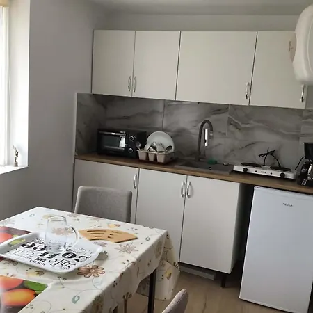 Cu 2 La Etaj 1 In Pozitie Centrala Centrala Appartement